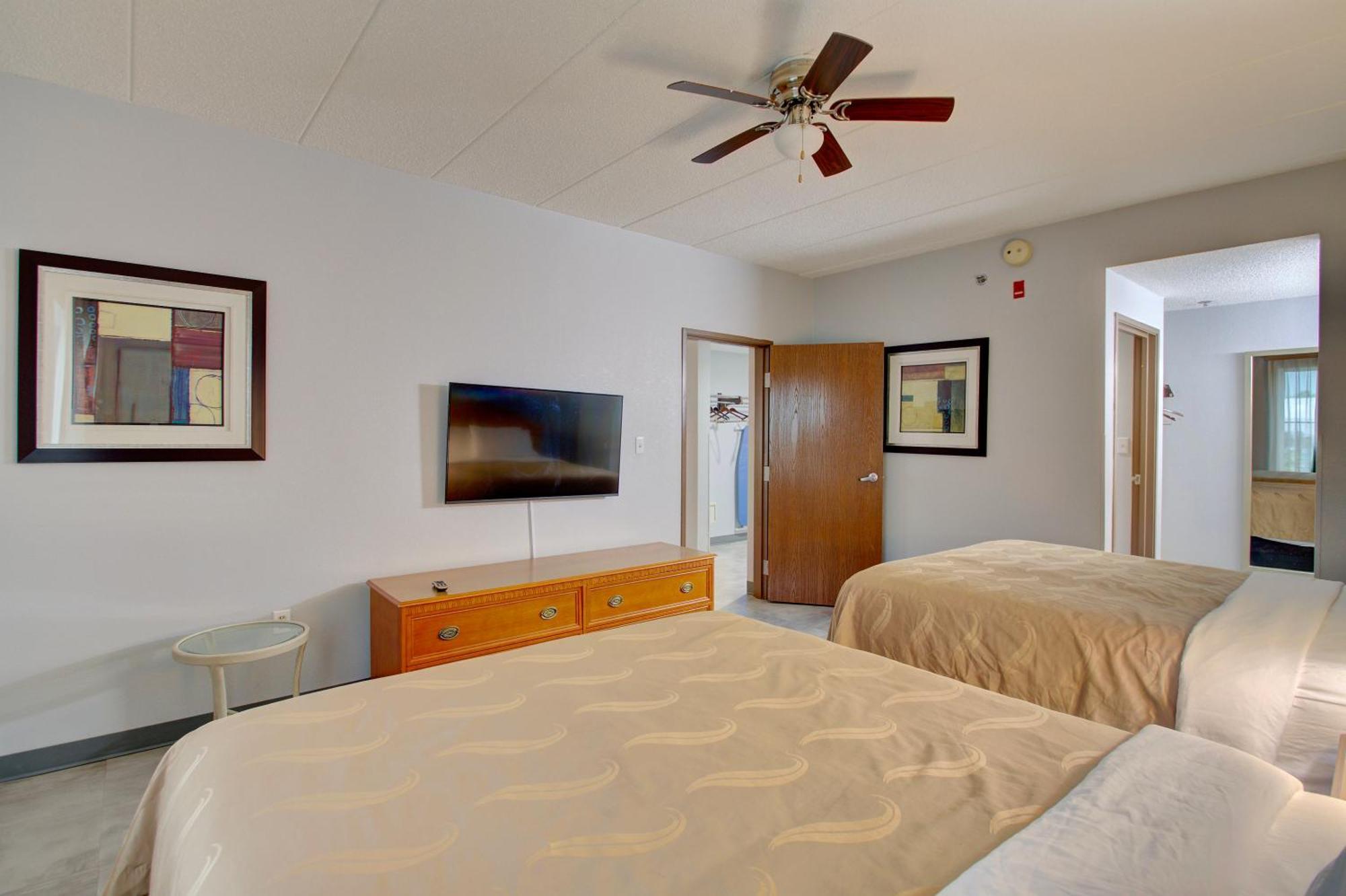 Quality Inn & Suites Cvg Airport Erlanger Exterior foto