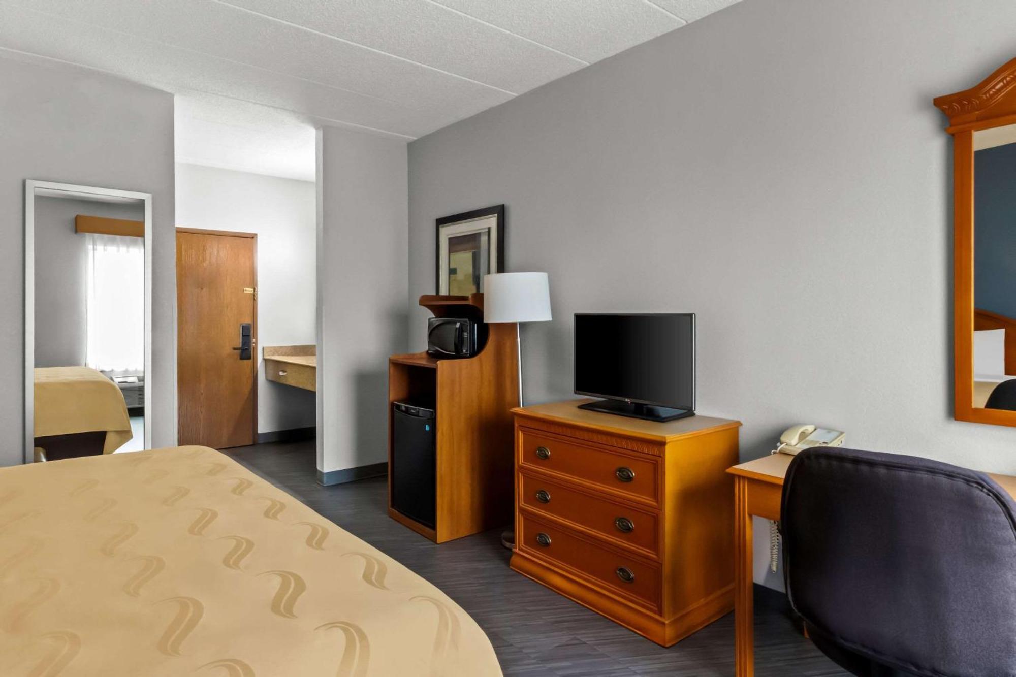 Quality Inn & Suites Cvg Airport Erlanger Exterior foto